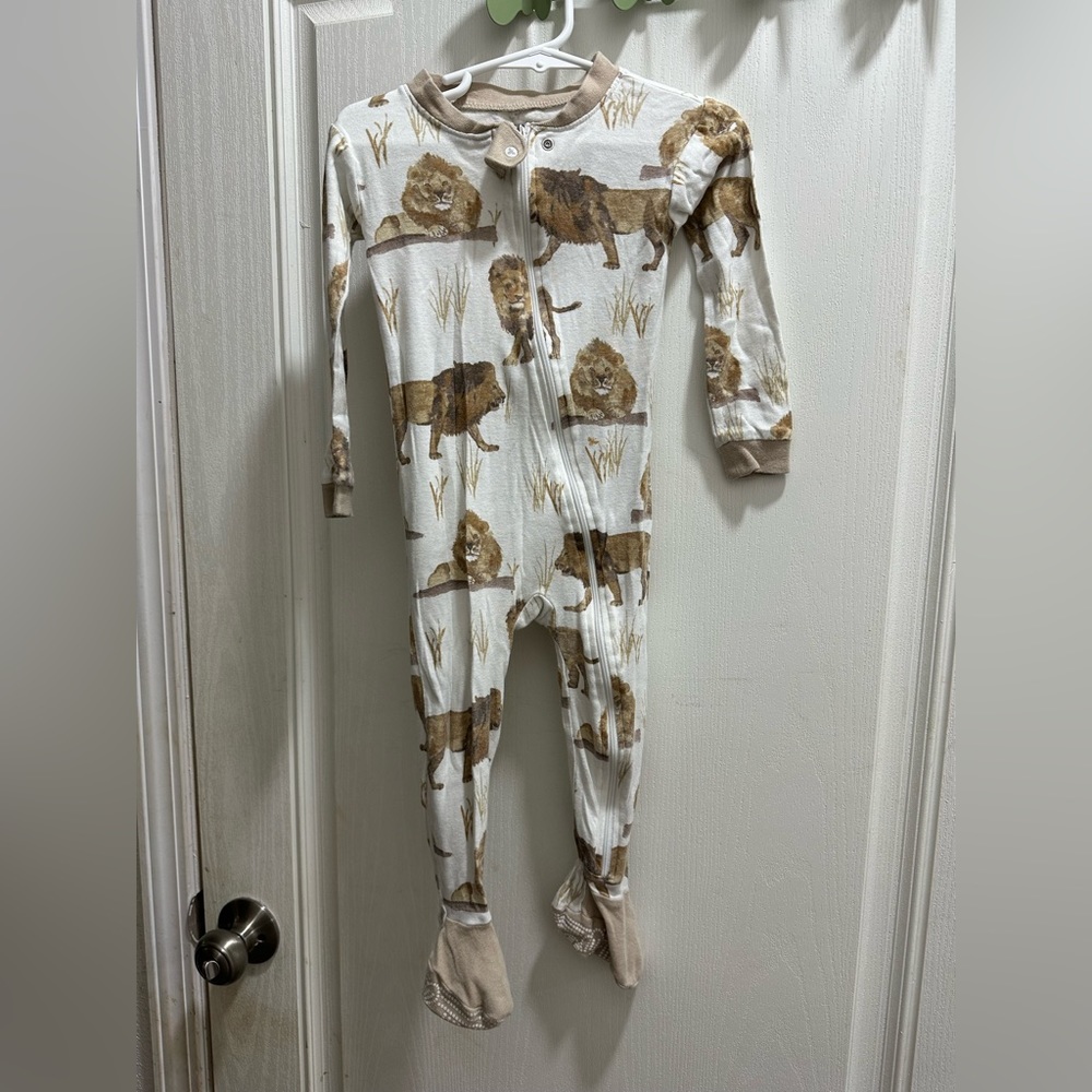 Toddler pajamas, Size 24m, Burt’s Bees.